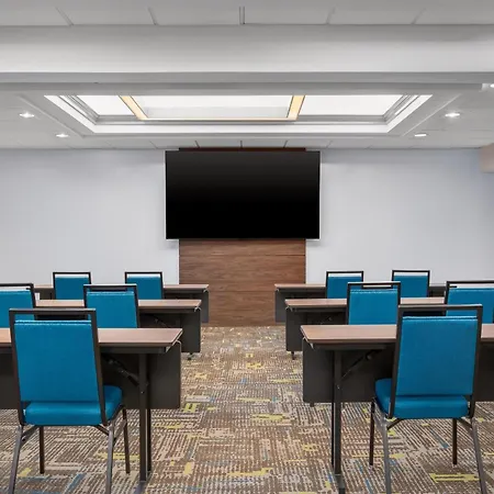 Hampton Inn & Suites Charlotte Arrowood Rd-3